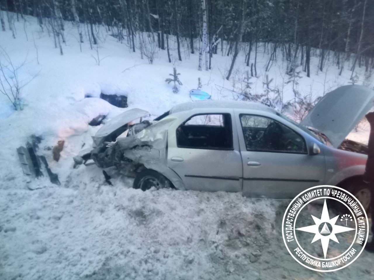 В Башкирии перевернулась иномарка